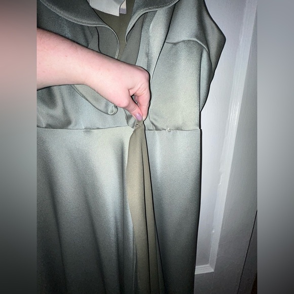 Anthropologie / BHLDN Tansy Satin Maxi Dress in color Moss, Size US 18W - Picture 5 of 11